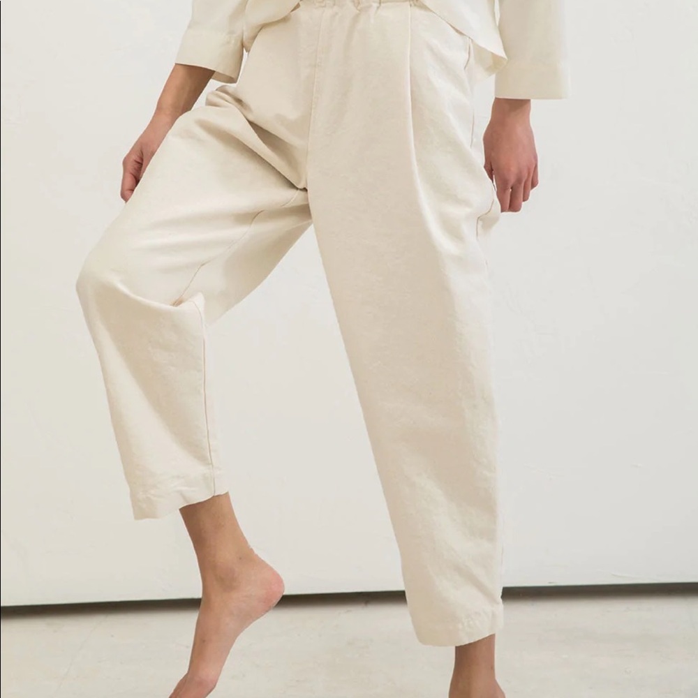 elizabeth suzann andy trouser in cotton canvas - natural- short